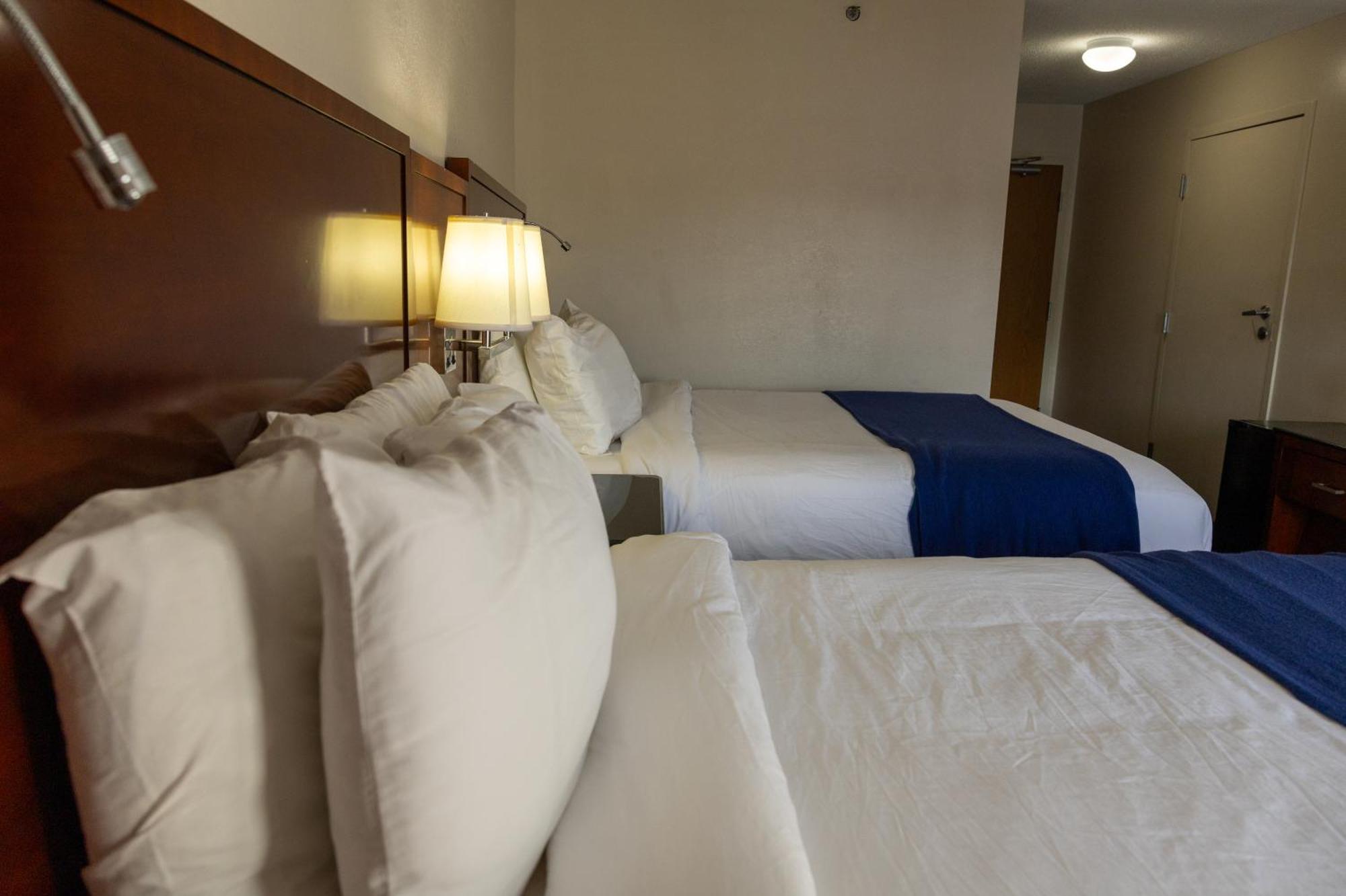 Islander Inn Put-in-Bay Zewnętrze zdjęcie